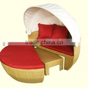 Hot sale outdoor rattan daybed wicker sun lounger furniture