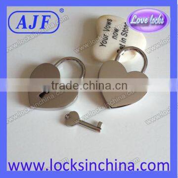 Silver Love Padlocks for Valentines Day Promotional Gift photo-4