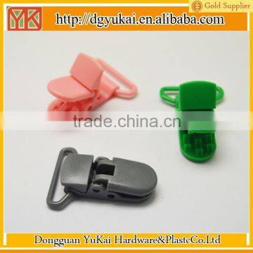 Yukai pacifier holder clip/suspender clip for clothing/plastic clip