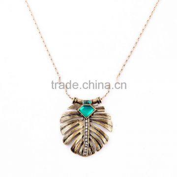 Marvelous gorgeous splendid posh leaf pendant vintage necklace, meaningful pendant necklace