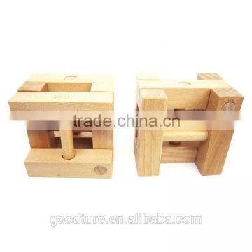2015 Hot Sale Wooden IQ Intelligent Puzzle Magic Puzzle Kongming Lock Brain Teaser Model Number GAD1130