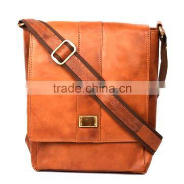 TEAKWOOD LEATHER REAL GENUINE MESSENGER BAG