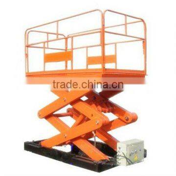 Stationary scissor construction of hydraulic lift