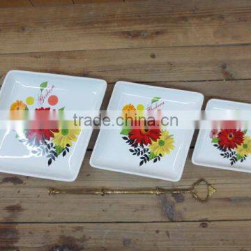 Cosmos Decal Ceramic Three Tier Fruit Plate Manufacturer