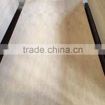 Natural ash plywood