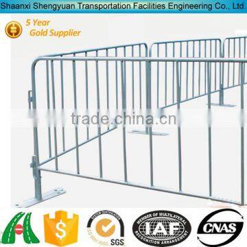 Aluminum used crowd control barriers for isolation