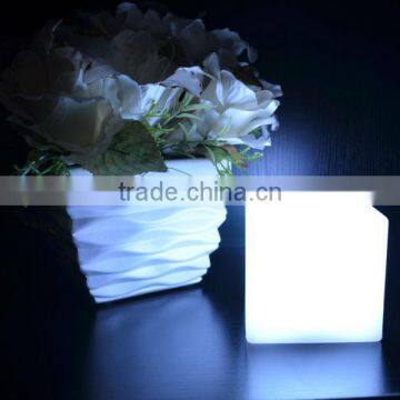 Color Changing Cube Shape Table Lamp for Home Bar Hotel photo-3