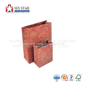 China Seller Customized Paper Gift Packaging Bags With Handmade Accessories photo-3