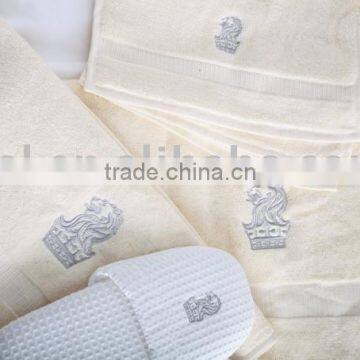 Plain Dyed Elegant 100% Cotton Bath Hotel Towel photo-2
