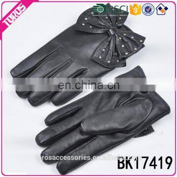 TOROS BSCI certification promotion winter bowknot lady leather hand gloves