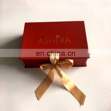 Large 30x20x10cm Folding red Cardboard Boxes Flat Pack With Logo gold Stamping Ribbon Closure