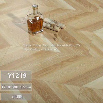 Fish Bone Composite Wood Flooring 12mm Laminate Flooring Manufacturers Wholesale Oak Black Walnut Wood Flooring