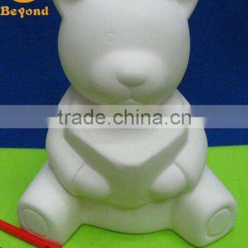 DIY ceramic product bear money boxes by painting