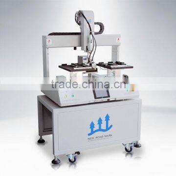 Automatic Screw Fastening Machine