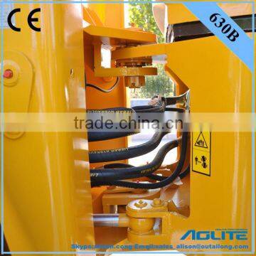 Front End Loader Tractor With Screening Bucket photo-5