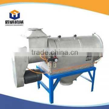 Centrifugal sieving machine for flour/semolina