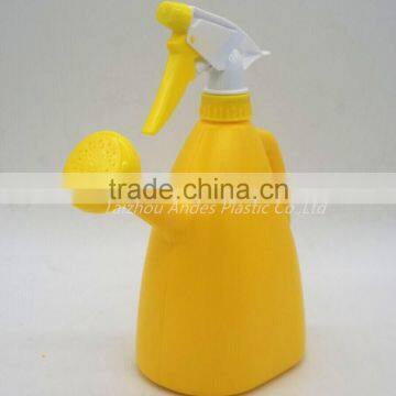 Popular Mini plastic water can by handle for family