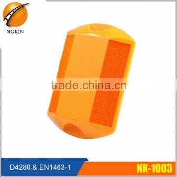 Epoxy and Quartz Sand Filling PMMA Aliminium Reflective Road Stud