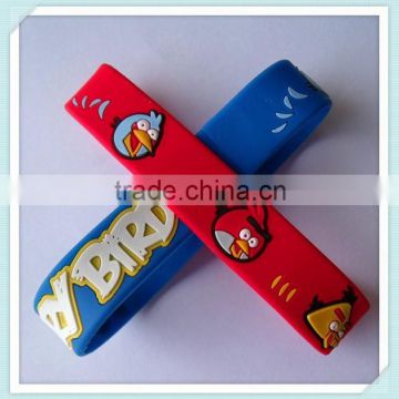 2015 custom cute pvc wristband 3d rubber band bracelet maker