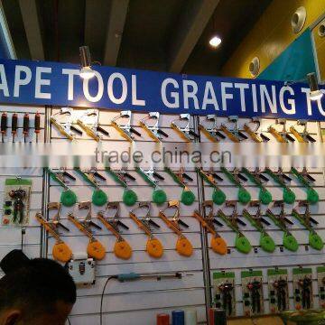 Vine tying machine/Tapetool