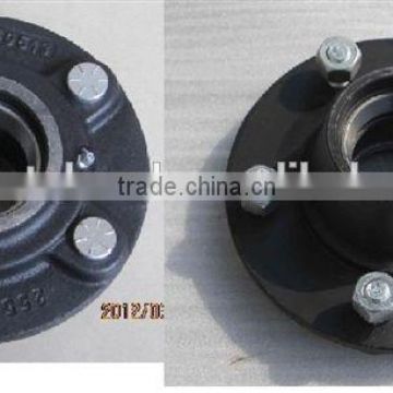 Agricultural idler hub