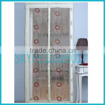 Knockout summer item--magic screen door curtain