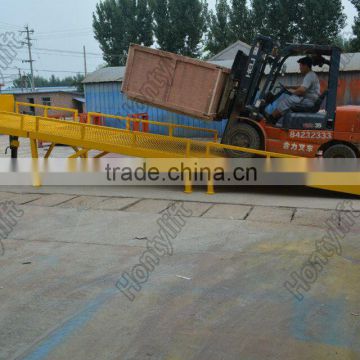 Mobile trailer hydraulic truck container mobile loading yard ramp for sale