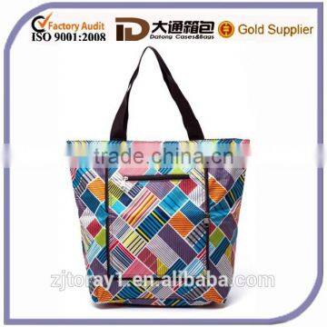 Trendy style beautiful durable printing fold up zipper shopping bag