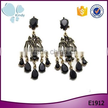 Wholesale drop shape black crystal stud fashion earring for yong women