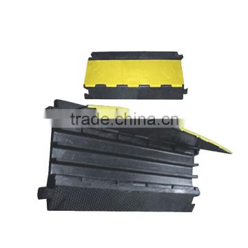 900*500*75mm 3 channels rubber cable protector speed humps