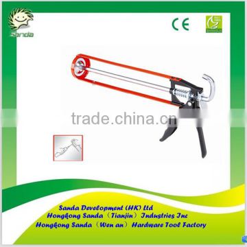 Skeleton type hand caulking gun