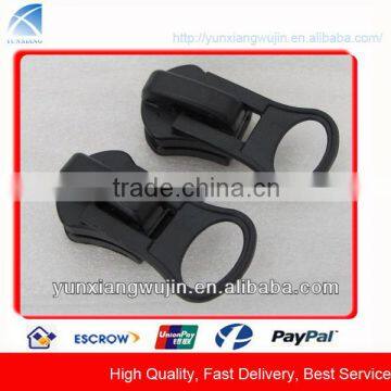 CD8280 Hot Sell High Quality Metal Zipper Pin Lock Slider for Garments