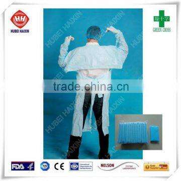 AAMI Level 3 disposable fluit-resisant CPE gown Manufacturer