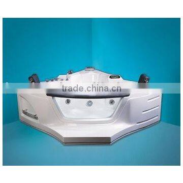 080219 Jazzi Triangle Shape Sexy Spa Bathtub