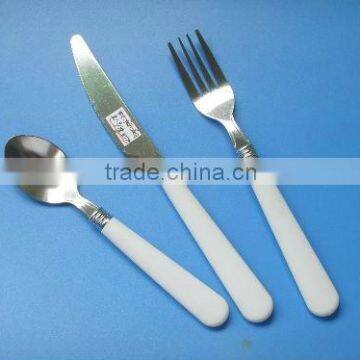 Wholesale Promotion Stainless Steel Cutlery Cheap Flatware Set With Customized Plastic Handle