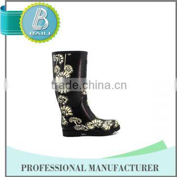 Famouse Brand Colorful Wholesale Trendy Women Rain Boots