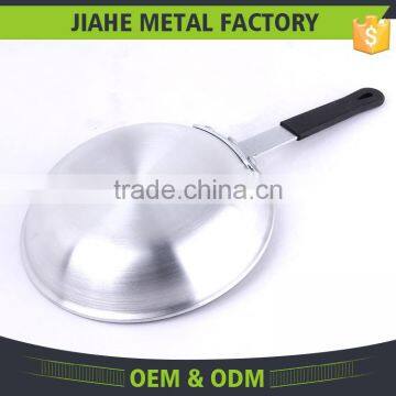 Chinese Aluminum Material Non-stick Industrial Frying Pan photo-4