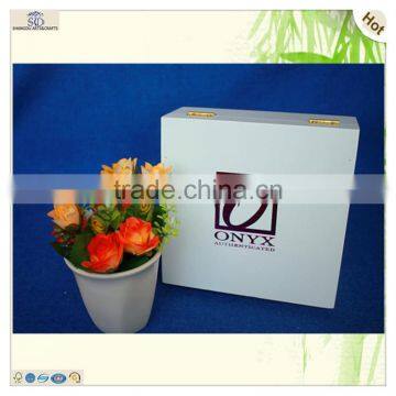 Painted Large Square Lock Wooden Packing Box photo-5