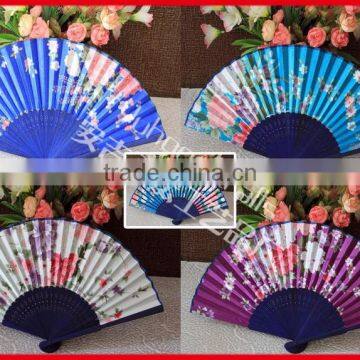 Customized bamboo Chinese gift fan