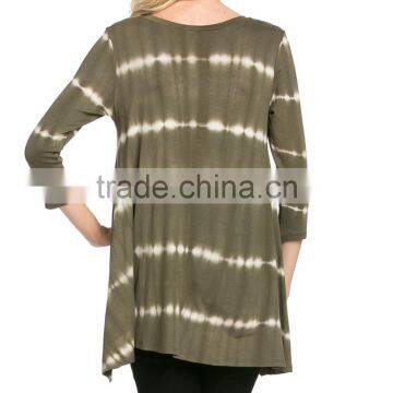 Olive Sound Wave Tie-Dye Three-Quarter Sleeve Top photo-2