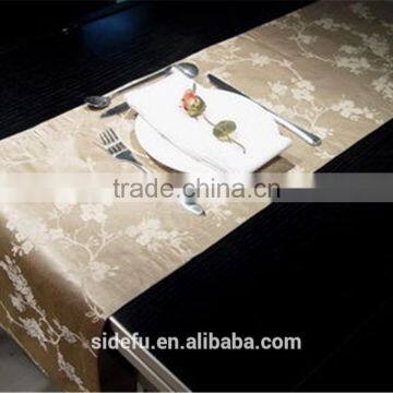Luxury Jacquard Custom Damask Restaurant Table Runner photo-2