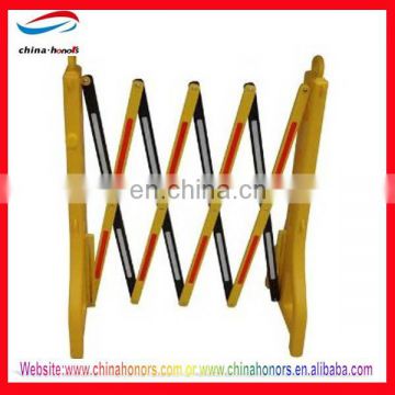 road safety folding traffic barrier/portable road folding barrier for sale