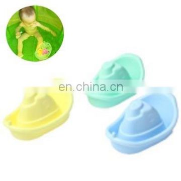 Baby Take Shower Toy / Cartoon Boat,Single Size:10x6x5cm (3 pcs in one Packing,the Price is for 3 pcs)