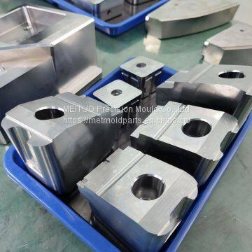 2020 manufacturer of precision mold parts in China