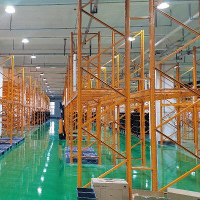 Премиум металлические стеллажи для автоматизированного склада и роботизированного хранения