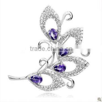 Charm Crystal Flower Brooch for Women