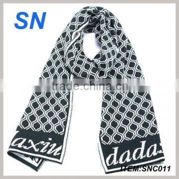 Geo print hexagon pattern winter scarf for men