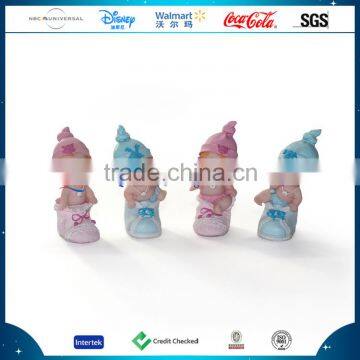 Baby Polyresin Sculpture With Chair Shoes Horse Photo Frame Leaf Holding Baby Figurine Resin Cute Baby Statue photo-3