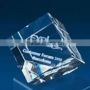 3d Laser Engraved Crystal Cube in Square Shape for Office Desk Decoration or Engraved Gift