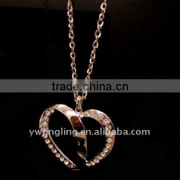 chunky heart necklace